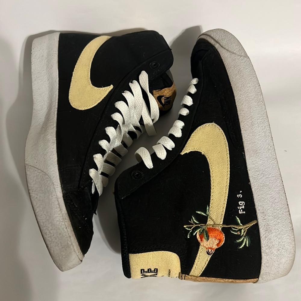 Nike Blazers pomegranate